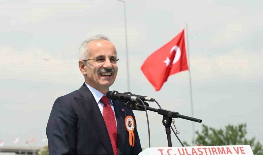 Ulaştırma ve Altyapı Bakanı Abdulkadir Uraloğlu, “Melodili yol uygulamasıyla sürücülere
