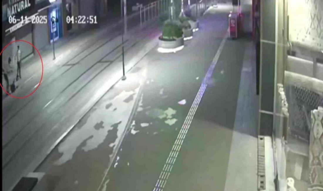 Bankta oturan genci önce darp ardından gasbeden şüpheli tutuklandı Antalya’da sigara isteme bahanesiyle bankta oturan bir kişiyi önce darp