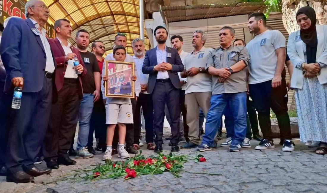 Başkan Ateş vurulduğu yerde anıldı Geçtiğimiz hafta işyerinden çıkıp arabasına binerken uğradığı silahlı saldırı sonucu