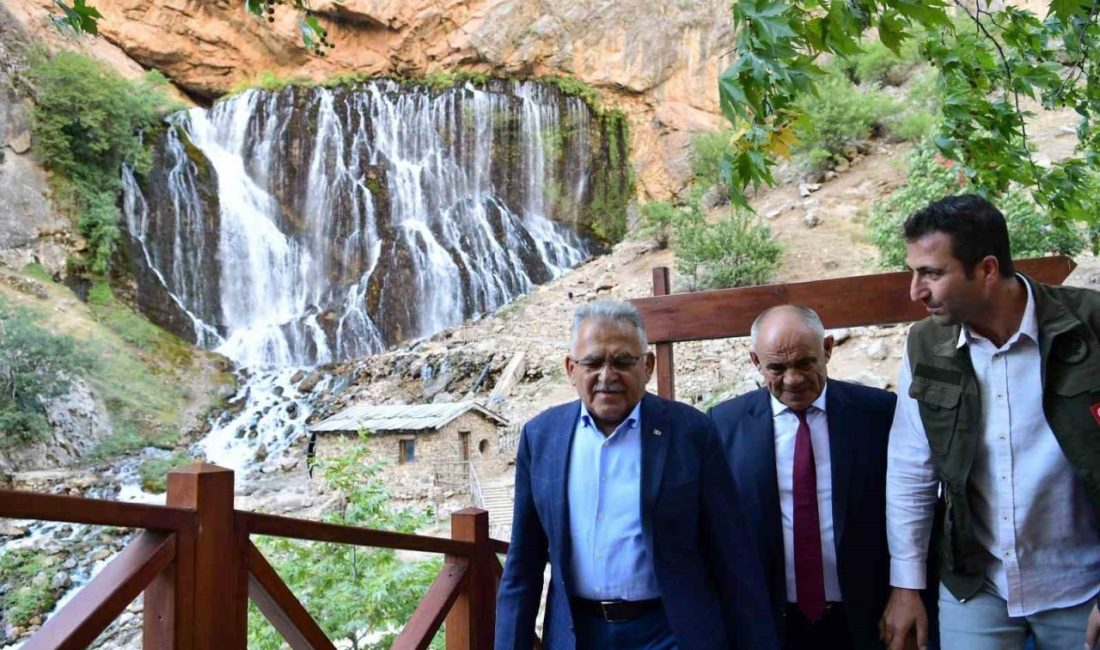 Başkan Büyükkılıç: “Kapuzbaşı ve Derebağ Şelaleleri sizi bekliyor” Kayseri Büyükşehir Belediye Başkanı Dr. Memduh Büyükkılıç; Kurban Bayramı’nda akraba