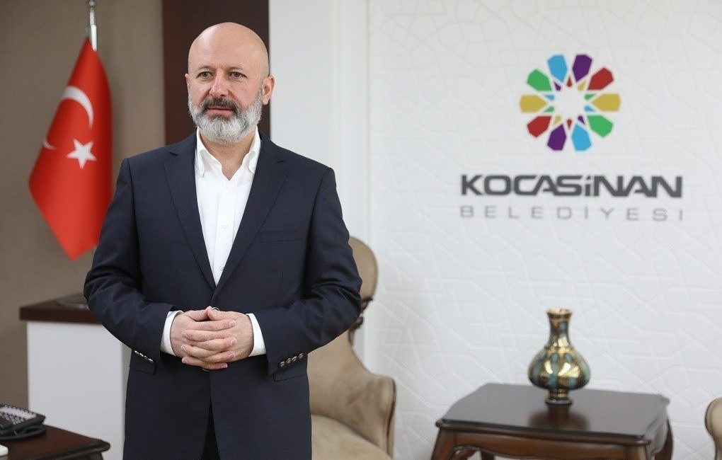 Başkan Çolakbayrakdar: “Eğitimde de, sınavda da Kocasinan yanınızda” Kocasinan Belediyesi, Yükseköğretim Kurumları Sınavı’na (YKS) giren öğrencileri ve onları