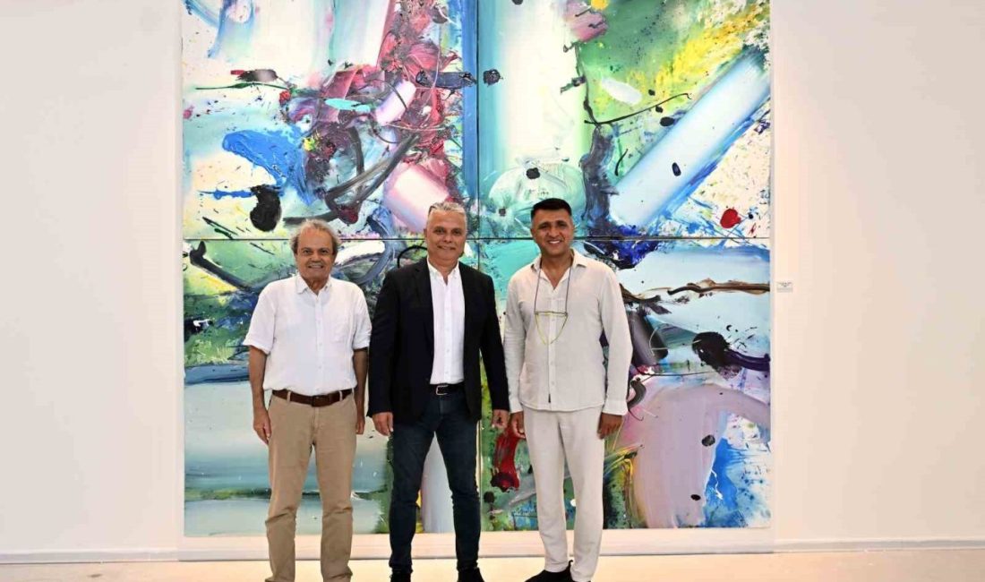 Başkan Ümit Uysal: “Sanattan vazgeçmiyoruz” Antalya Muratpaşa Belediye Başkanı Ümit Uysal, Prof. Dr. Orhan Cebrailoğlu’nun