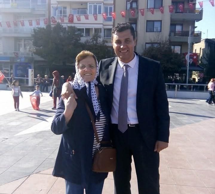 Başkan Zeyrek’in annesi tedavi altına alındı Manisa Büyükşehir Belediye Başkanı Ferdi Zeyrek’in ölüm haberinin ardından, aynı
