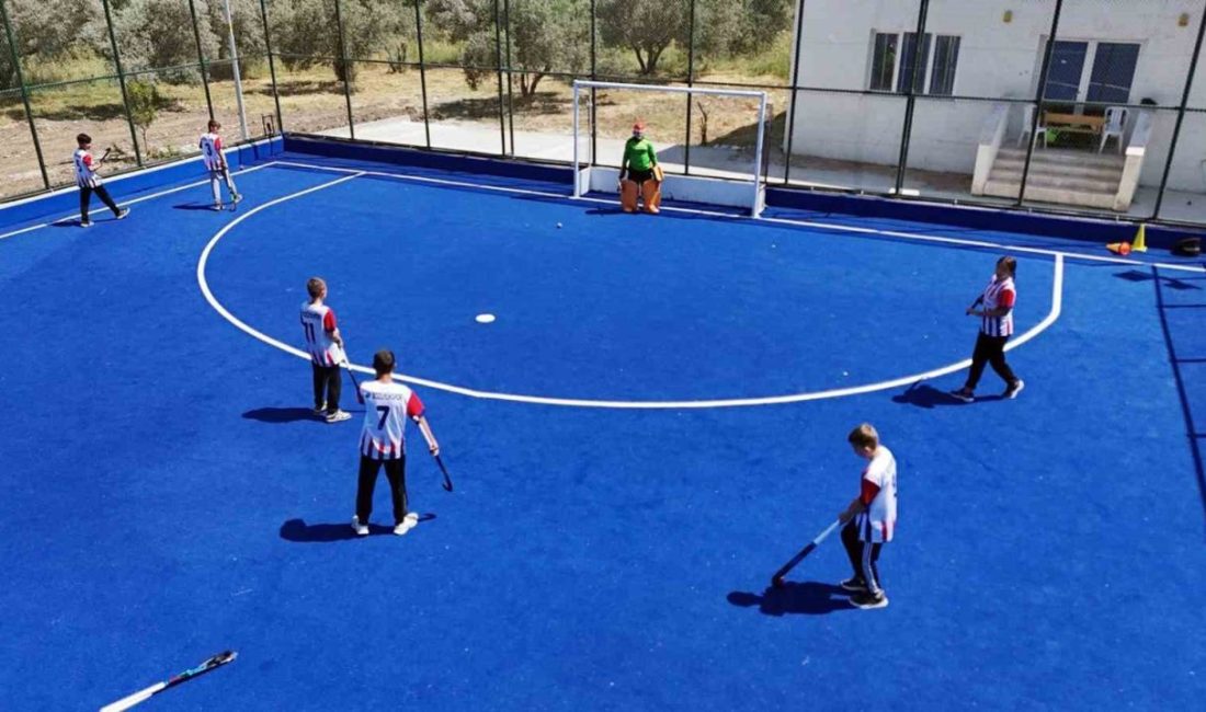 Bozüyük çim hokeyi sahasına kavuştu Muğla Büyükşehir Belediyesi tarafından Yatağan ilçesi Bozüyük Mahallesi’nde inşa edilen