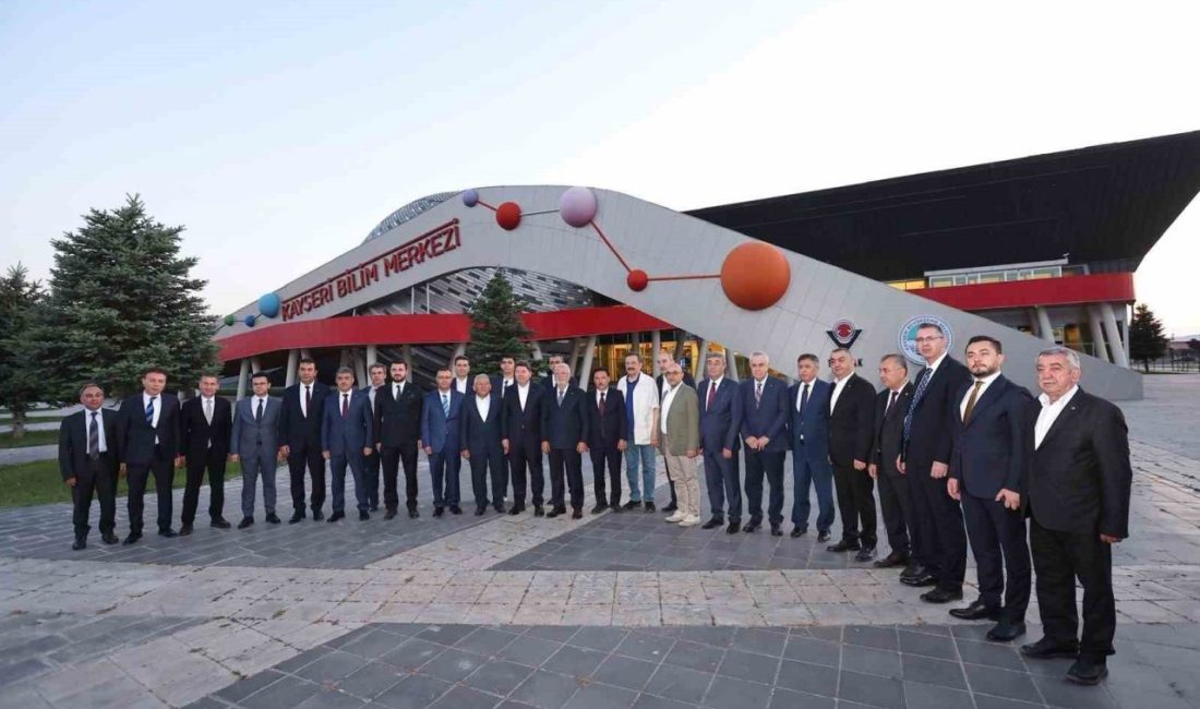 Büyükkılıç’tan Bakan Tunç’a, Kültepe Kaniş Karum ve 7,5 milyon yıllık fosillerin tanıtımı Kayseri Büyükşehir Belediye Başkanı Dr. Memduh Büyükkılıç, Adalet Bakanı Yılmaz
