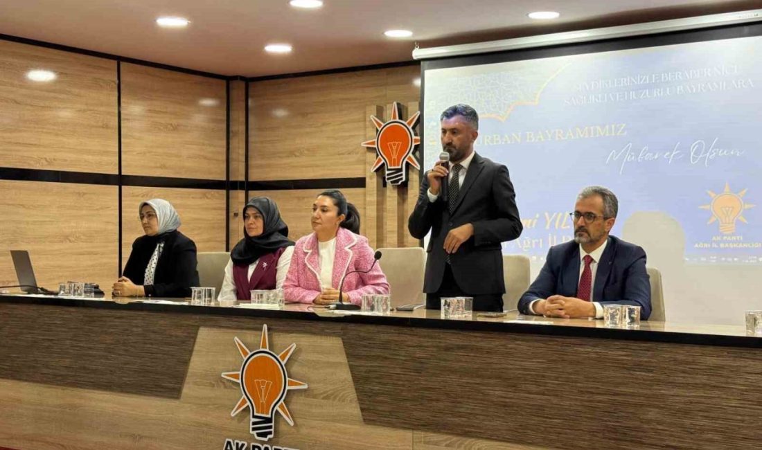 Cumhurbaşkanı Erdoğan, AK Parti Ağrı teşkilatının bayramını telefonla kutladı AK Parti Ağrı İl Başkanlığı tarafından Kurban Bayramı dolayısıyla düzenlenen