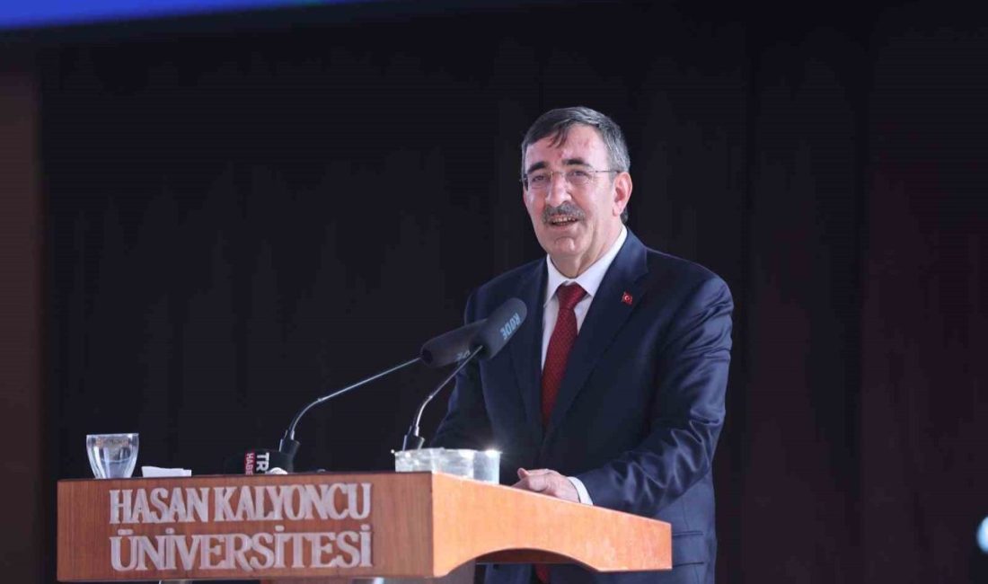 Cumhurbaşkanı Yardımcısı Cevdet Yılmaz, Hasan Kalyoncu Üniversitesi mezuniyet töreninde yaptığı