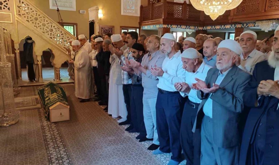 Danıştay hakimi, Batman’da aile mezarlığında toprağa verildi Mardin’de konakladığı otelde silahla intihar girişiminde bulunan Danıştay Tetkik Hakimi