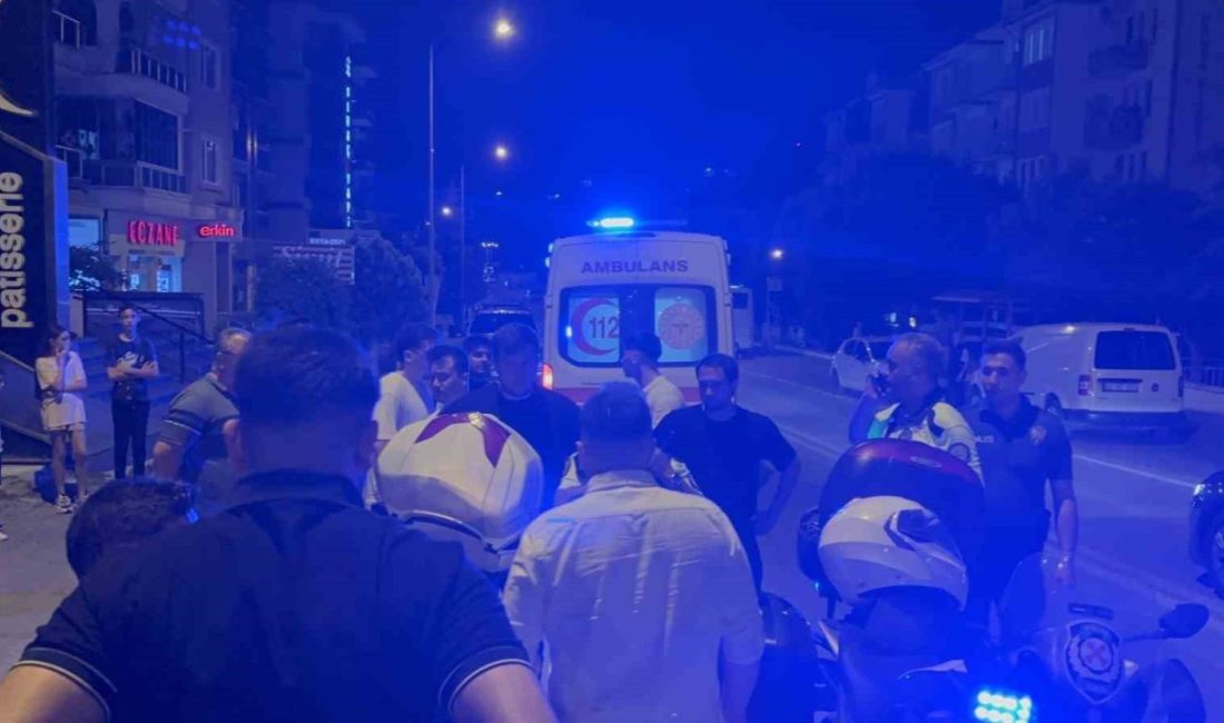 Edirne’de motosikletin çarptığı yaya yaralandı Edirne’de motosiklet sürücüsünün çarptığı yaya yaralandı. Kaza, Edirne Şükrüpaşa Mahallesi