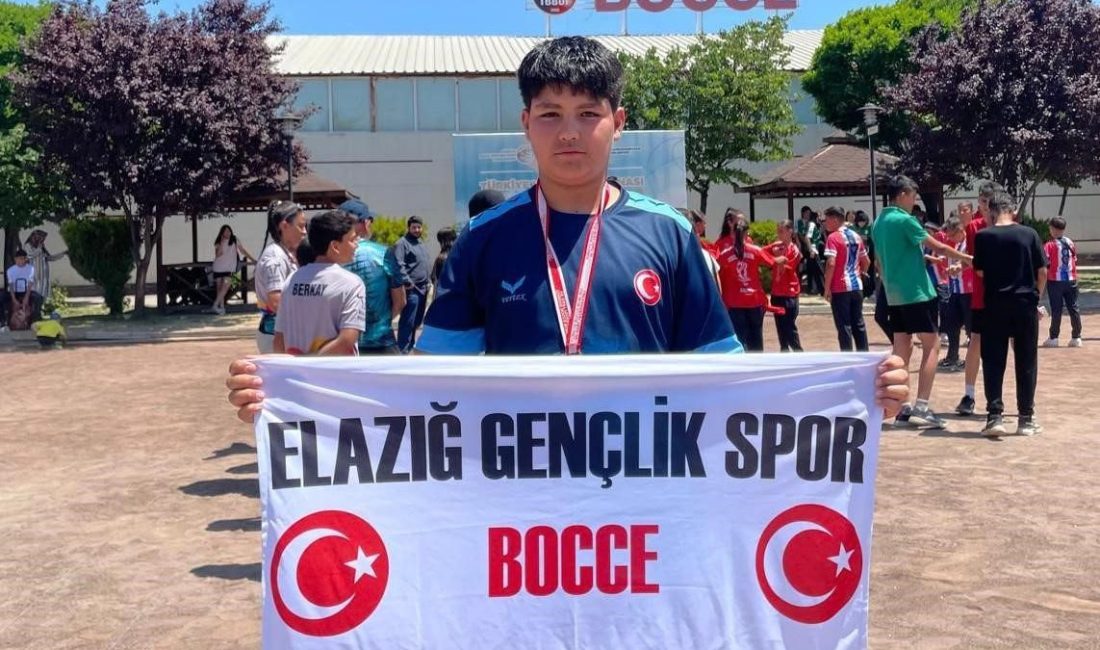 Elazığlı sporcular Türkiye Şampiyonasında önemli başarılara imza attı Türkiye Bocce Bowling Dart Federasyonunun faaliyet programı kapsamında 19-22 Haziran
