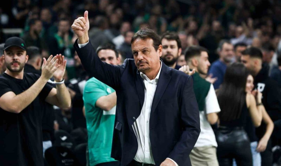 Panathinaikos Başantrenörü Ergin Ataman, Olympiakos Genel Menajeri Nikos Lepeniotis’e yönelik