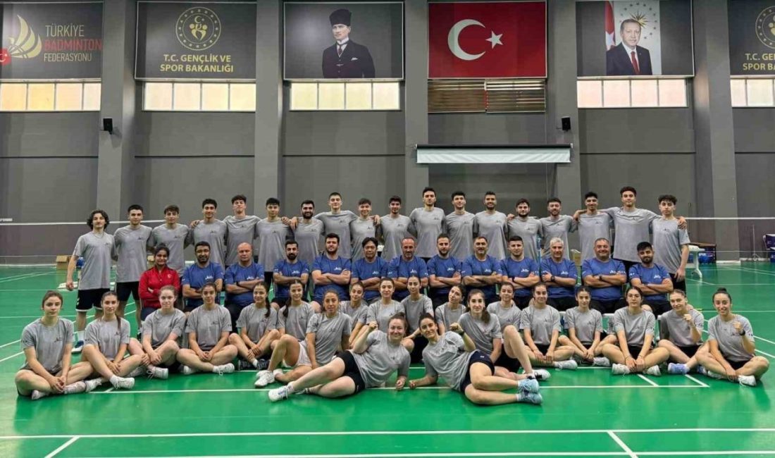 Erzincanlı badmintoncular uluslararası maçlara katılmak için kampa girdi Erzincanlı milli sporcular Badminton Federasyonunun programında yer alan İtalya, Çekya