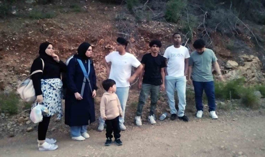Fethiye’de 7 düzensiz göçmen yakalandı Muğla’nın Fethiye ilçesinde biri çocuk 7 düzensiz göçmen Kaçakçılık ve