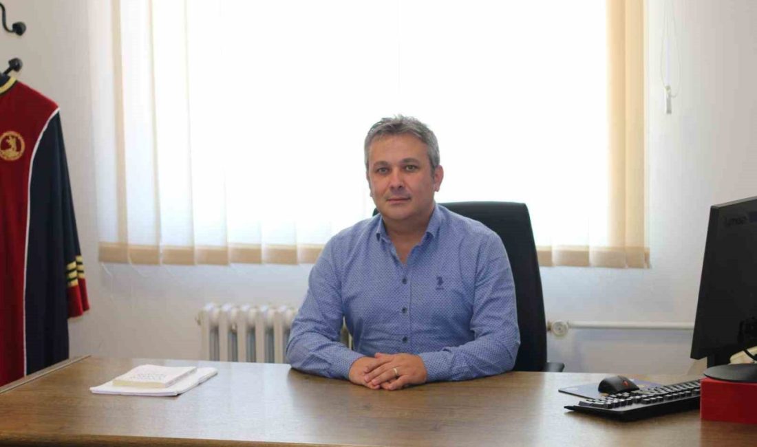 Gençler yapay zekâlı eğitime umutla bakıyor, yaş büyüdükçe kaygılar artıyor SAMSUN (İHA) – Samsun Ondokuz Mayıs Üniversitesi’nde bir akademisyenin 540