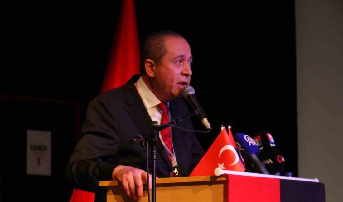 Gençlerbirliği’nin 35. Olağan Genel Kurulu’nda Osman Sungur yeniden başkan seçildi.