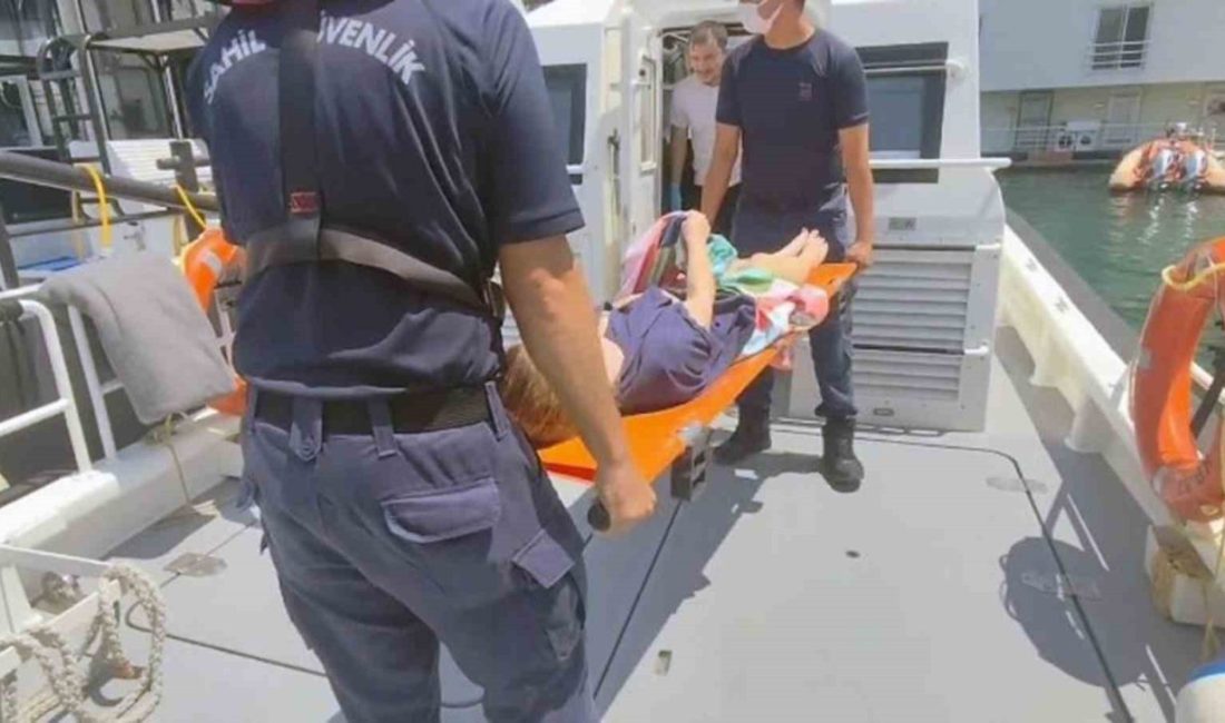 Gezi teknesinde rahatsızlanan vatandaşa tıbbi tahliye Muğla’nın Fethiye ilçesi açıklarında seyreden gezi teknesinde rahatsızlanan vatandaş, Sahil