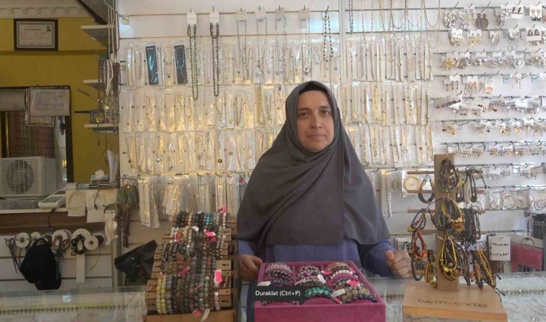 Hayalini gerçekleştirdi, kendi işinin patronu oldu: Kadın girişimcinin küçük dükkanında büyük azmi Çankırı’da yaşayan 45 yaşındaki Fatma Gökkaya, 10 yıl önce açtığı