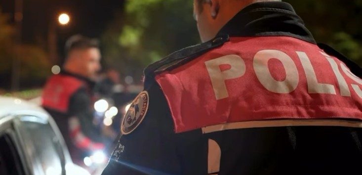 Isparta’da 13 ayrı uyuşturucu operasyonunda 2 kişi tutuklandı Isparta’da Narkotik Suçlarla Mücadele Şube Müdürlüğü ekiplerince yürütülen çalışmalar kapsamında