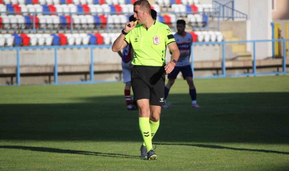 Karabüklü hakem üst klasman için terfi kursuna katılacak Karabüklü klasman futbol hakemi Mustafa Hakan Belder Üst Klasman Terfi