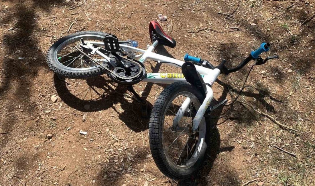 Karaman’da motosiklet bisikletli çocuğa çarptı: 1 yaralı Karaman’da 5 yaşındaki bisikletli çocuğa motosiklet çarptı. Kazada küçük çocuk