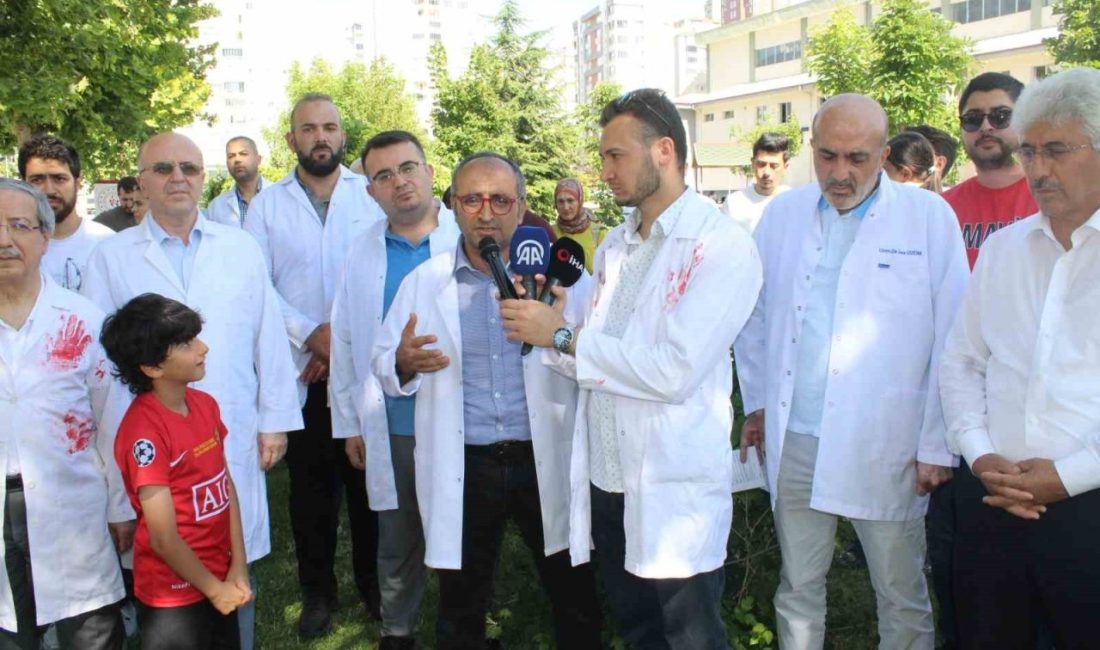 Kayserili hekimler, Gazzeli çocuklar için fidan dikti Kayseri’de çoğu çocuk hekimi olmak üzere Gazzeli çocuklar için ’Umuda