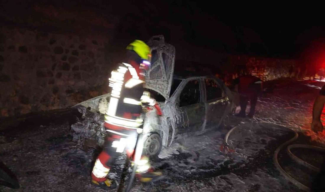 Kazdağları’nda çıkan araç yangınına itfaiye müdahale etti Balıkesir’in Edremit ilçesinde Kalkım yolu üzerinde seyir halindeki bir araçta