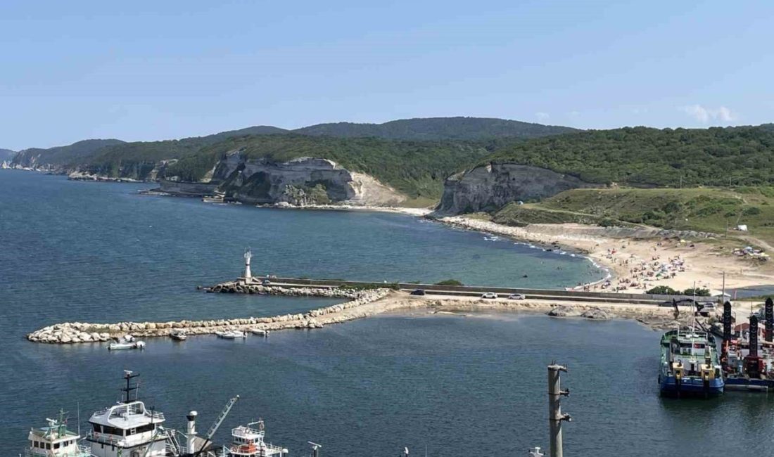 Kırklareli’nde denize girmek 2 gün yasaklandı Kırklareli’nin Vize ilçesine bağlı Kıyıköy beldesi sahilinde, olumsuz hava şartları