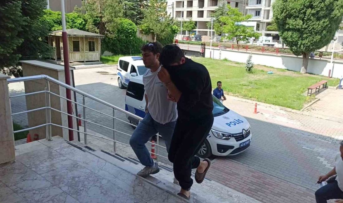Konya’da alkol aldığı arkadaşını öldüren şüpheli tutuklandı Konya’nın Seydişehir ilçesinde alkol aldığı arkadaşını bıçaklayarak öldüren şüpheli çıkarıldığı