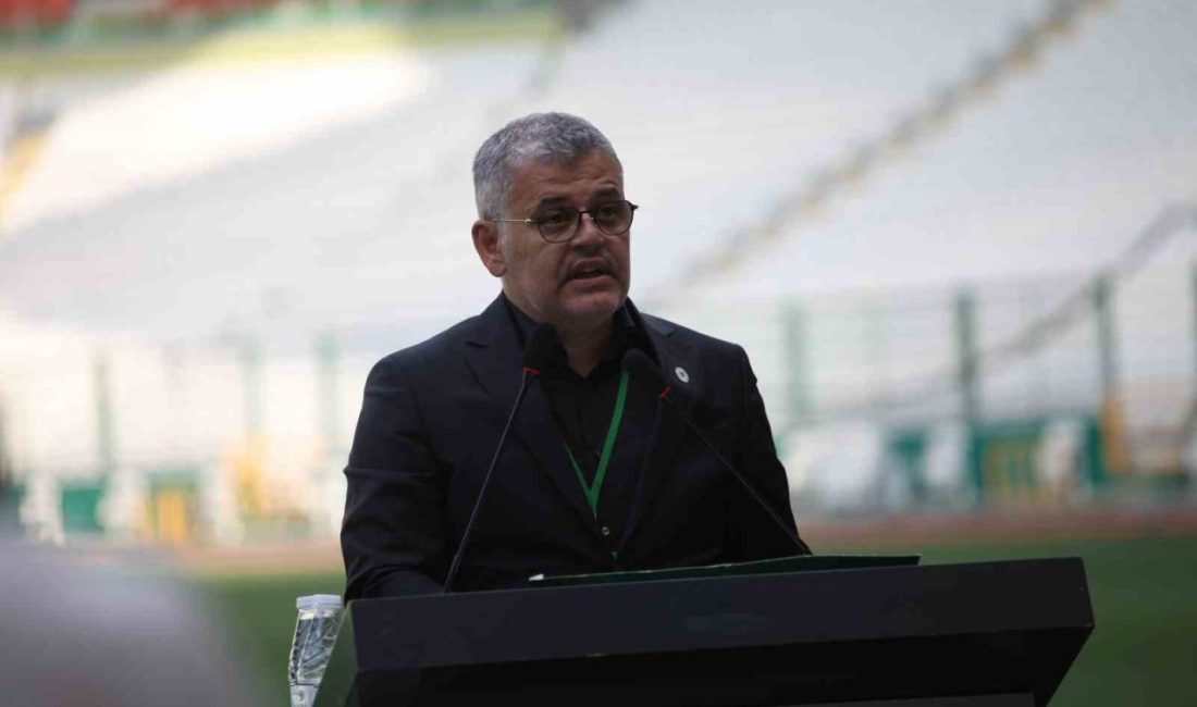 Konyaspor’da yeni başkan Ömer Atiker oldu Konyaspor’da yapılan olağan genel kongrede yeni başkan Ömer Atiker oldu.