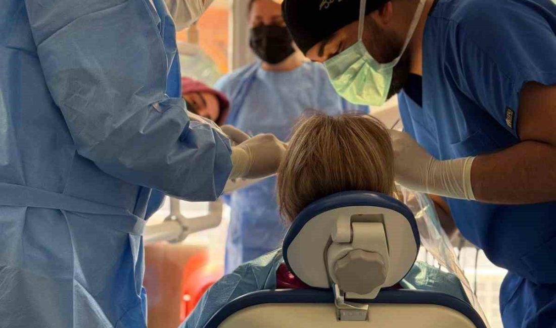 Korkuteli Devlet Hastanesi’nde implant tedavisi başladı Korkuteli Devlet Hastanesi Ağız ve Diş Sağlığı Polikliniği’nde implant tedavisi