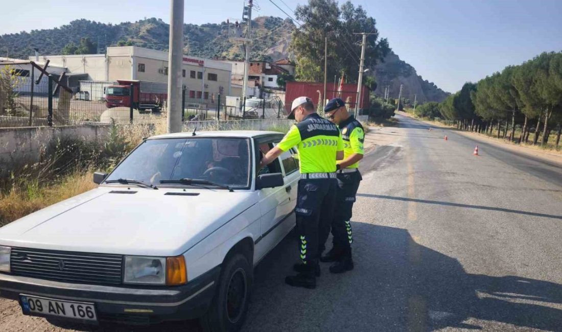 Köşk’te 201 araç sorgulandı Aydın’ın Köşk ilçesinde jandarma ekipleri tarafından yapılan çalışmalarda 201 araç