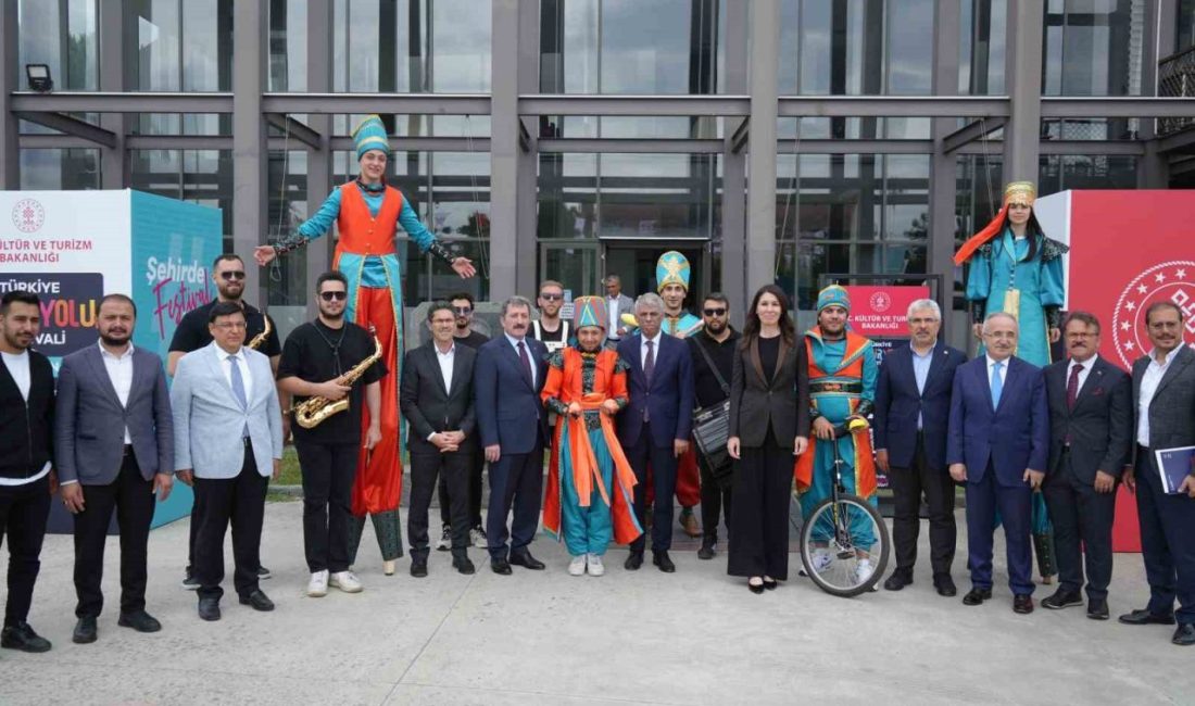 Samsun’da 9 gün sürecek Kültür Yolu Festivali başladı. Samsun Valisi