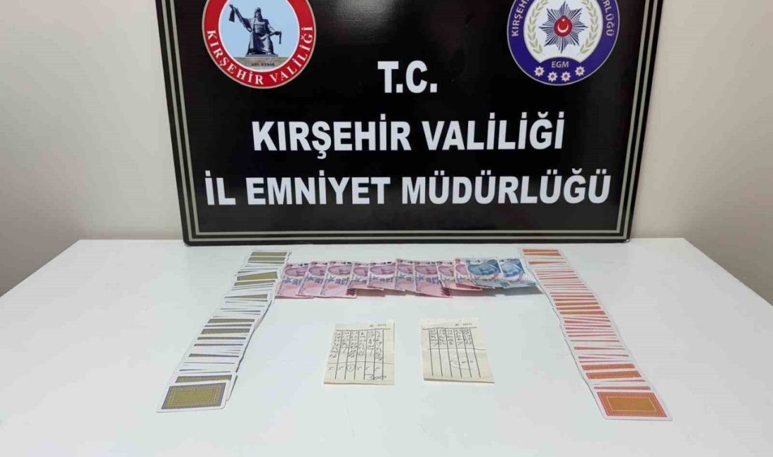 Kumar oynarken suçüstü yakalandılar Kırşehir’de bir iş yerinde kumar oynadıkları tespit edilen 4 kişiye