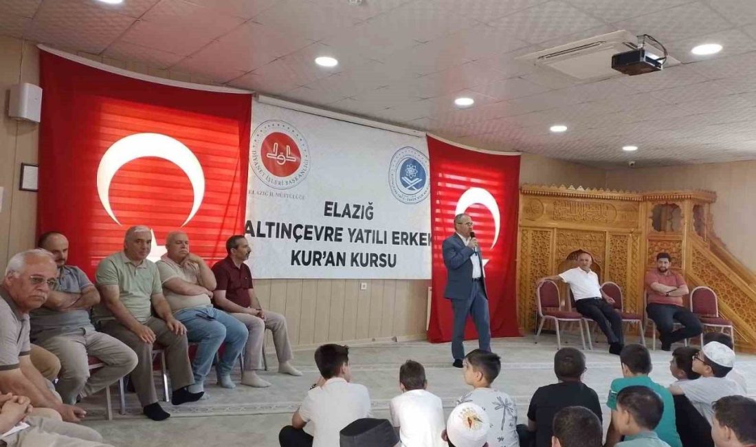 Kur’an kursunda karne ve ödül sevinci Elazığ İl Müftülüğüne bağlı Altınçevre Yatılı Erkek Kur’an Kursunda yıl