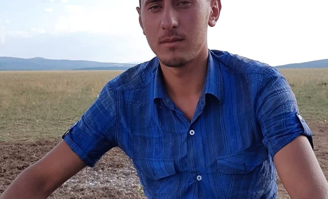 Kütahya’da inşaatta asansör boşluğuna düşen işçi hayatını kaybetti Kütahya’da bir inşaatta asansör boşluğuna düşen işçi hayatını kaybetti. Olay,