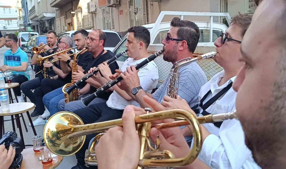Manisa’da Balkan göçmenlerinin yoğun olarak yaşadığı Malta Mahallesi’nde, “Arefe Günü