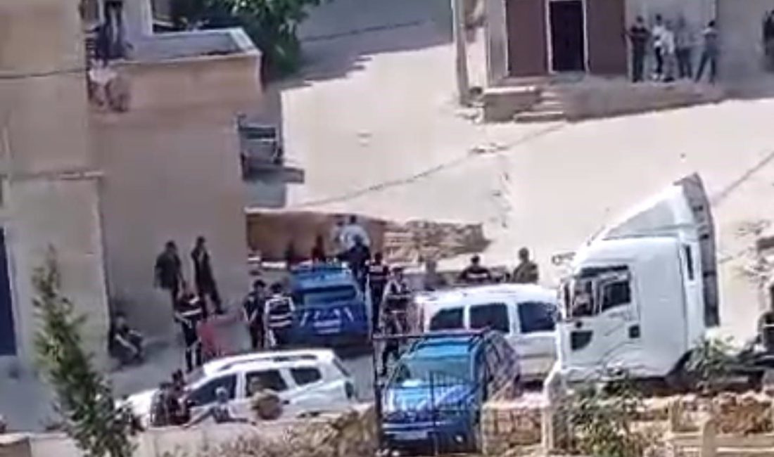 Mardin’de akrabalar arasında silahlı kavga: 1 ölü, 10 yaralı Mardin’de akraba iki aile arasında çıkan silahlı kavgada 1 kişi