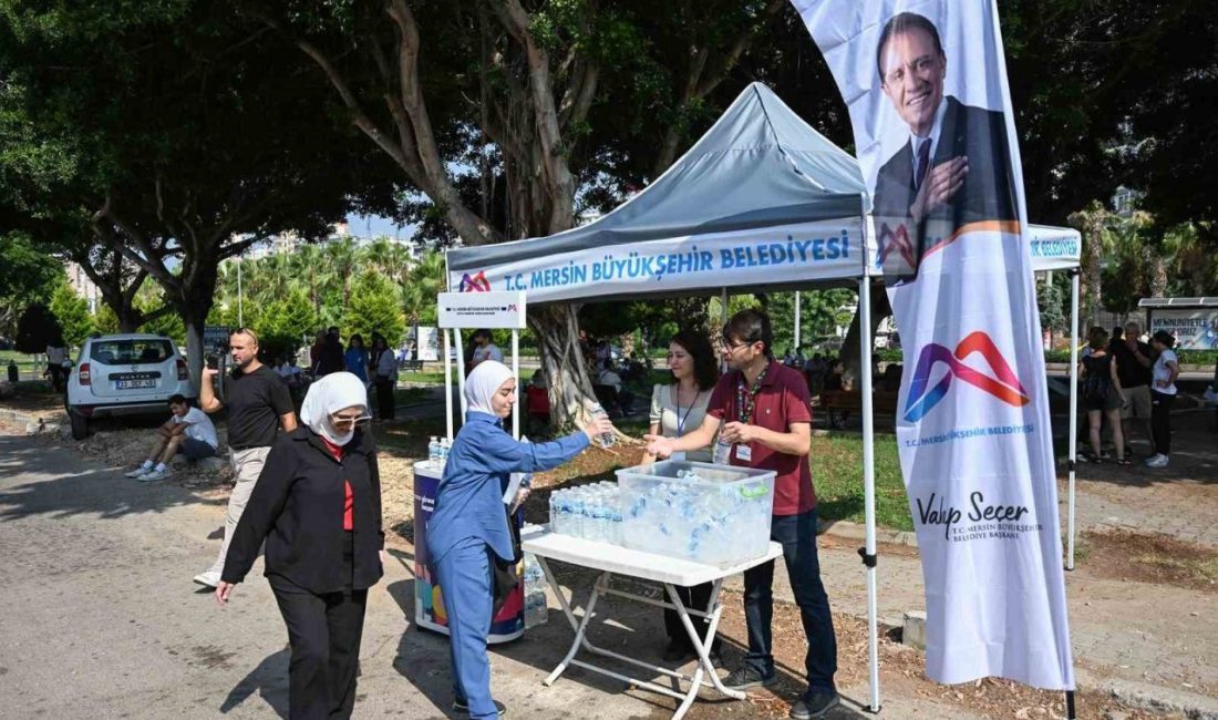 Mersin Büyükşehir Belediyesince, 2 gün boyunca Yükseköğretim Kurumları Sınavı’na (YKS)