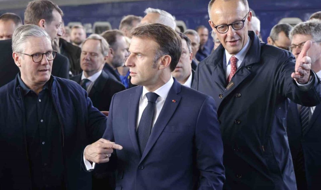 Merz, Macron ve Starmer İsrail saldırılarını görüştü Almanya Başbakanı Friedrich Merz, Fransa Cumhurbaşkanı Emmanuel Macron ve Birleşik