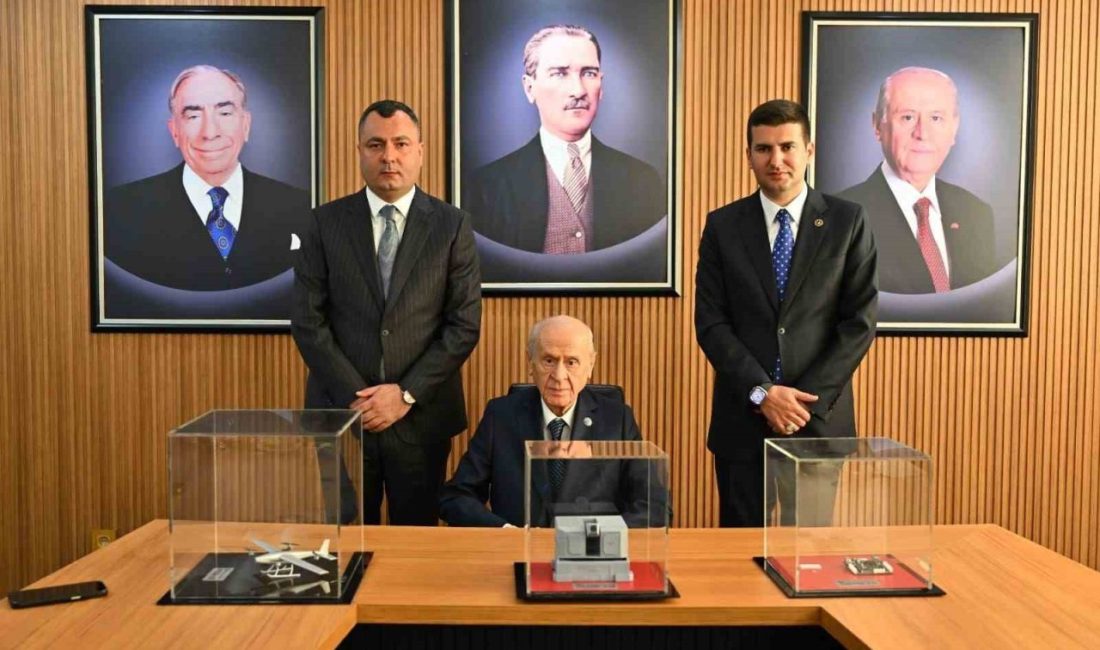 MHP Lideri Bahçeli Ülkü Ocakları’nı ziyaret etti Milliyetçi Hareket Partisi (MHP) Genel Başkanı Devlet Bahçeli, Ülkü Ocakları