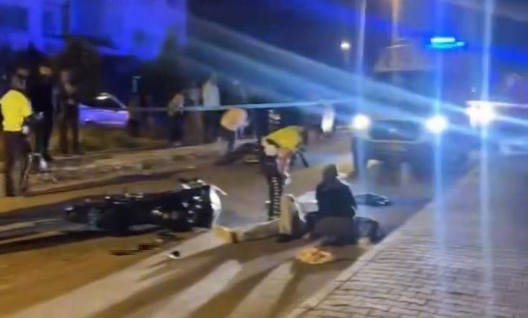 Motosiklet kazasında ağır yaralanan kişi hayatını kaybetti Van’ın Erciş ilçesinde meydana gelen motosiklet kazasında ağır yaralanan bir