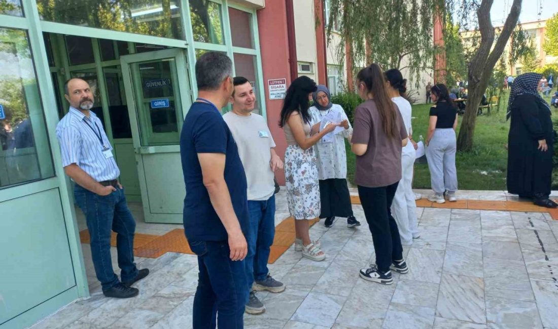 Öğrenci kimliğini unuttu, sınav hayali yarım kaldı Türkiye genelinde yapılan bugün gerçekleştirilecek olan TYT sınava gelen ve