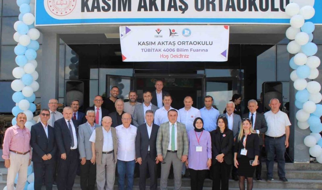 DÜZCE (İHA) – Düzce Kasım Aktaş Ortaokulu’nda öğenim gören öğrencilerin