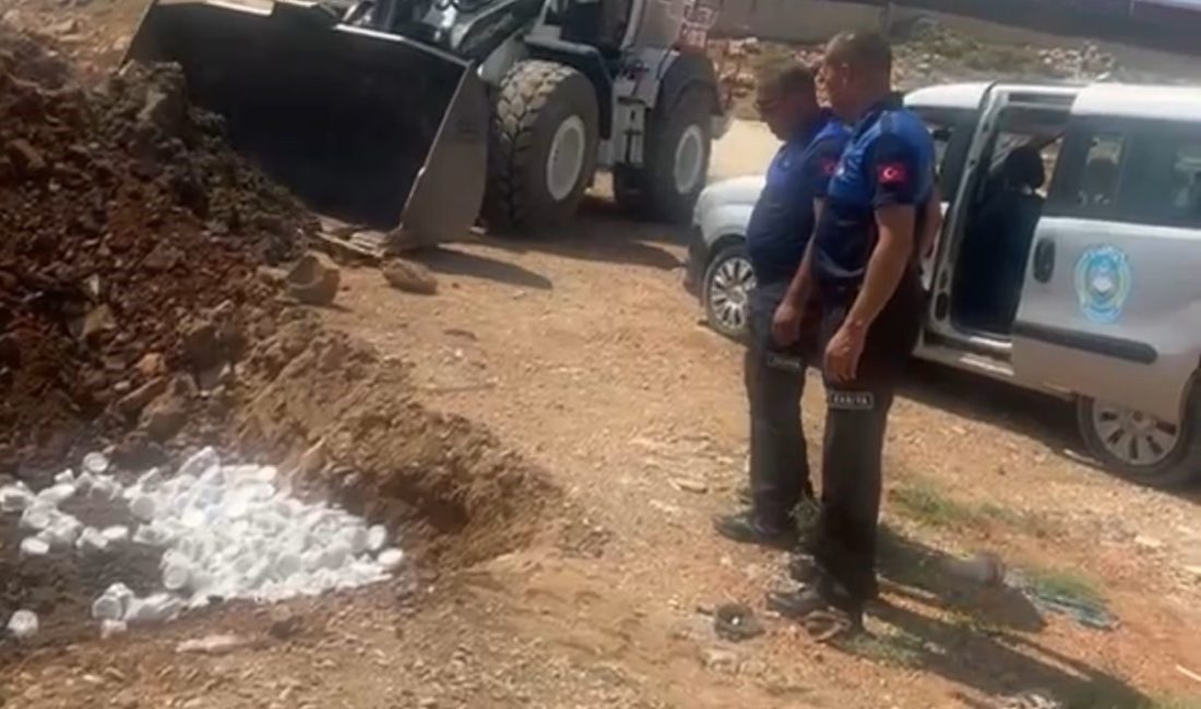 Reyhanlı’da insan sağlığını tehdit eden lokum ve gıda ürünleri imha edildi Hatay’da insan sağlığını tehdit eden, menşei belli olmayan 50 kilogram