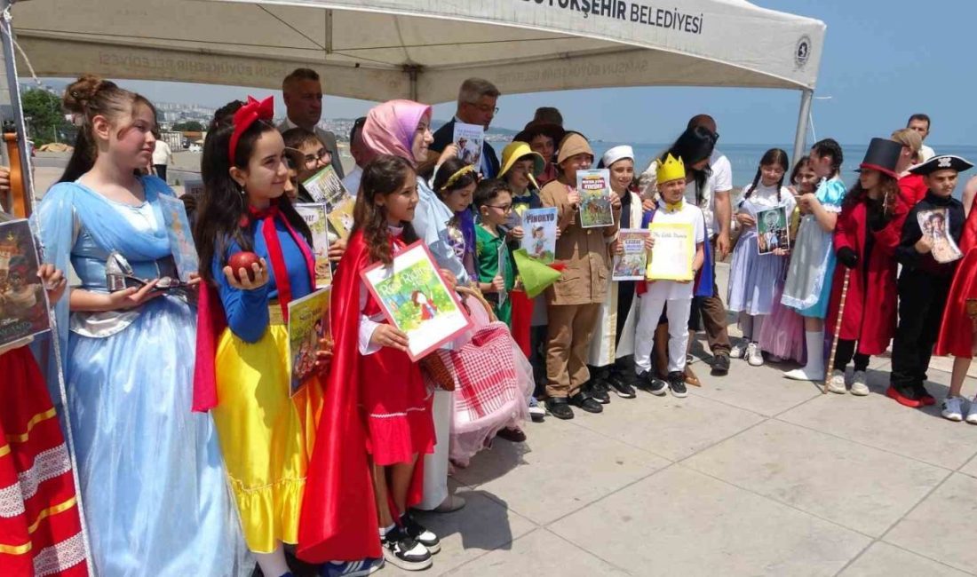 Samsun’un Atakum ilçesinde düzenlenen bilim fuarında öğrenciler hem projelerini sergiledi