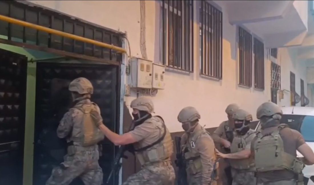 Şanlıurfa’da DEAŞ operasyonunda 2 tutuklama Şanlıurfa’da DEAŞ terör örgütüne yönelik gerçekleştirilen operasyonda gözaltına alınan 4