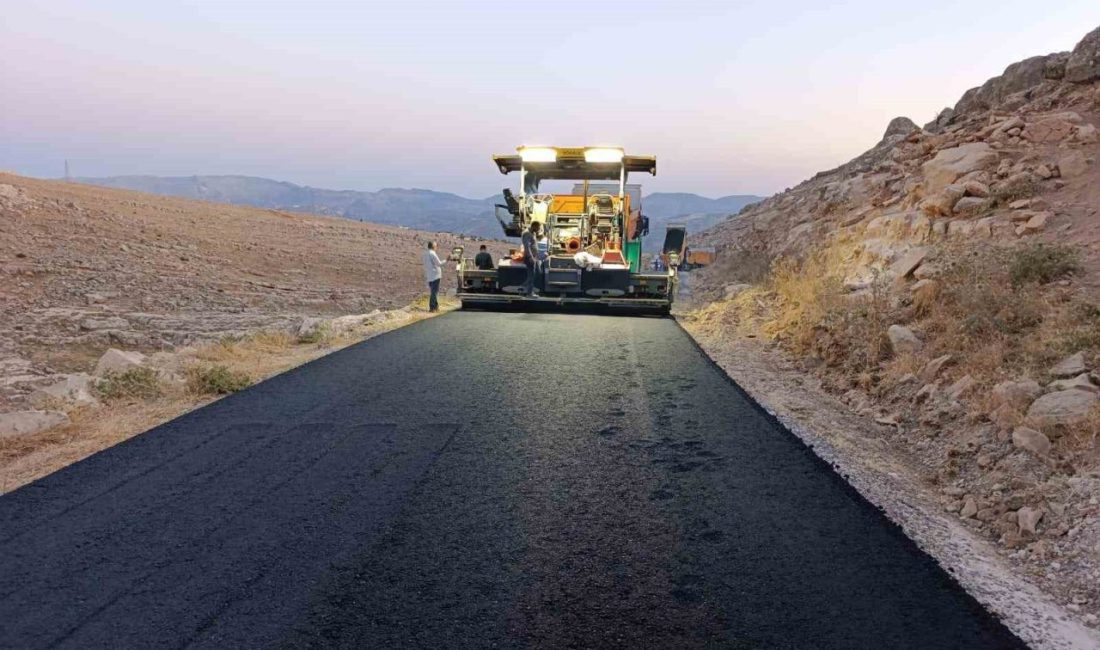 Siirt’te kırsal yollar sıcak asfaltla buluşuyor Siirt İl Özel İdaresi, 2025 asfalt programı kapsamında kırsal bölgelerdeki