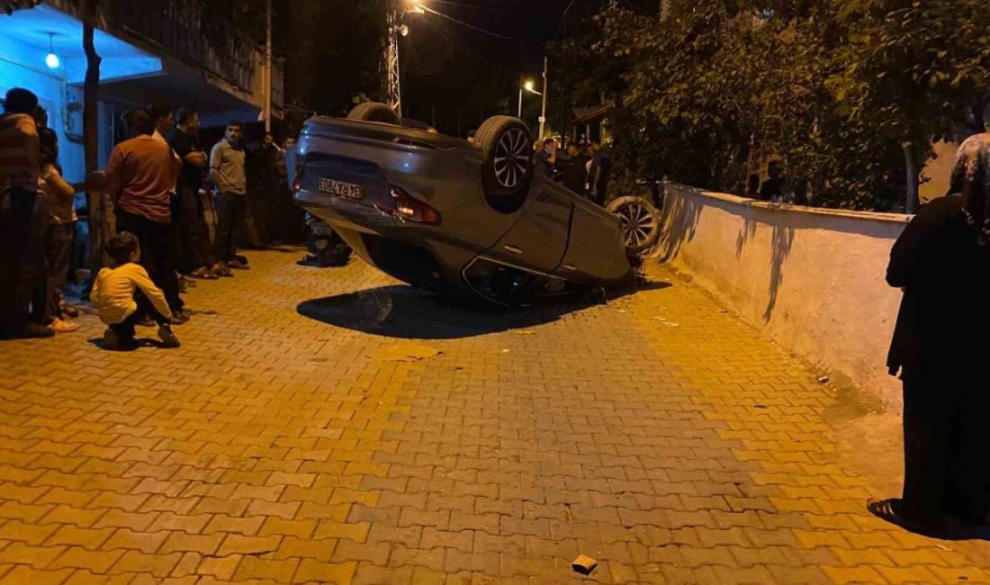 Tokat’ta kontrolden çıkan otomobil evin duvarına çarparak takla attı: 2 yaralı Tokat’ın Erbaa ilçesinde kontrolden çıkan otomobil, evin duvarına çarparak takla