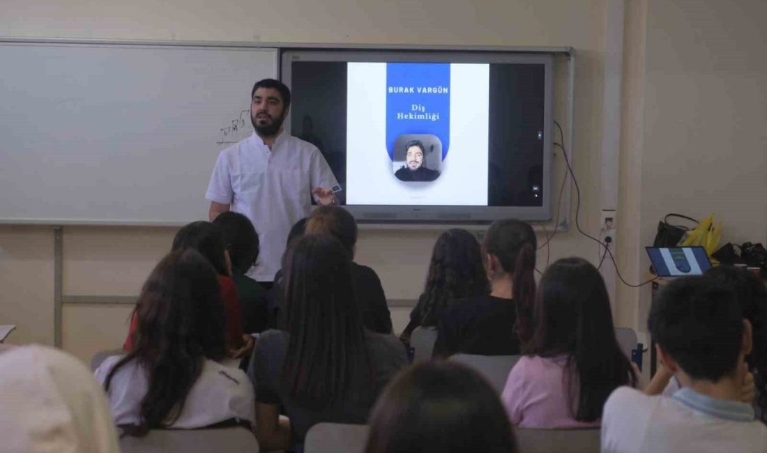 Uşak Üniversitesi öğrencilerinden liselilere meslek tanıtımı Uşak Üniversitesi İletişim Fakültesi Gazetecilik Bölümü 4. sınıf öğrencileri, sosyal