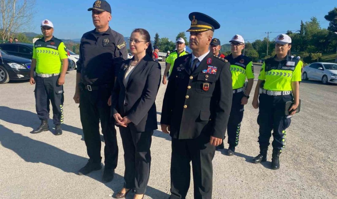 Vali Arslan bayram uygulamasına katıldı Bartın’da Kurban Bayramı’nda gerçekleştirilen trafik denetimlerine Bartın Valisi Nurtaç Arslan